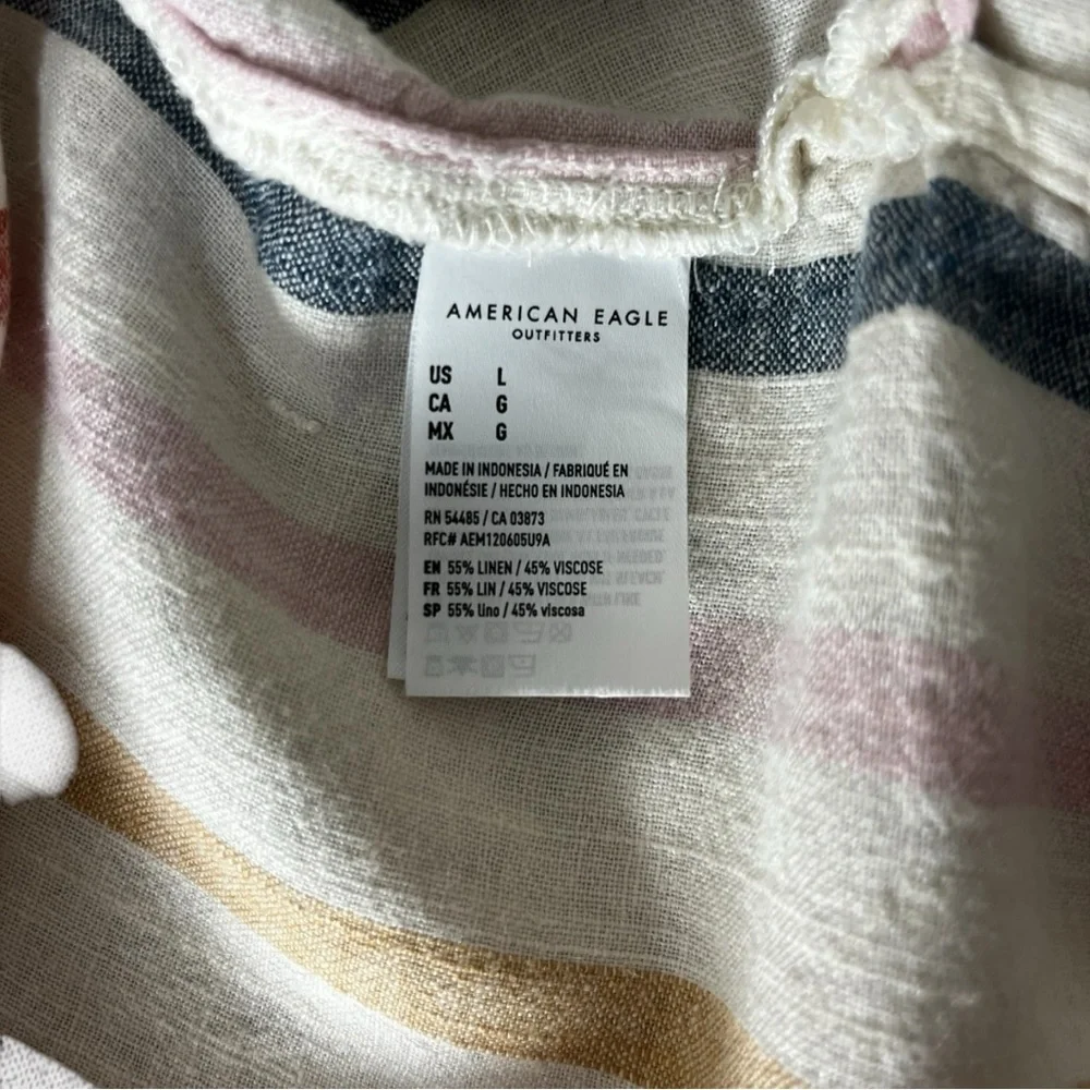 American  Eagle Womens Baggy
Cropped Shirt Striped Button Top
Long Sleeve. - Picture 5 of 7